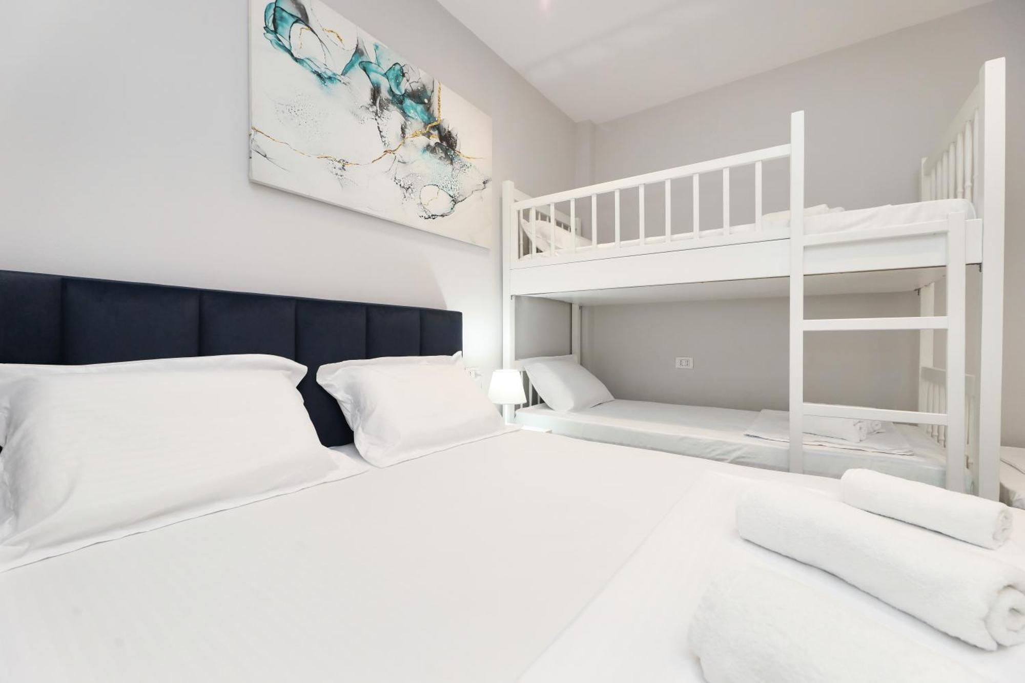 Vila Feliz - Premium Rooms With Free Private Parking Vlorë Exterior foto